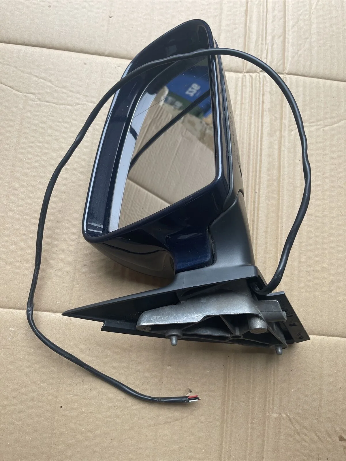 AUDI A4 RIGHT DRIVE SIDE DOOR ELECTRIC WING MIRROR E1010681 MISSING CONNECTOR - Image 5
