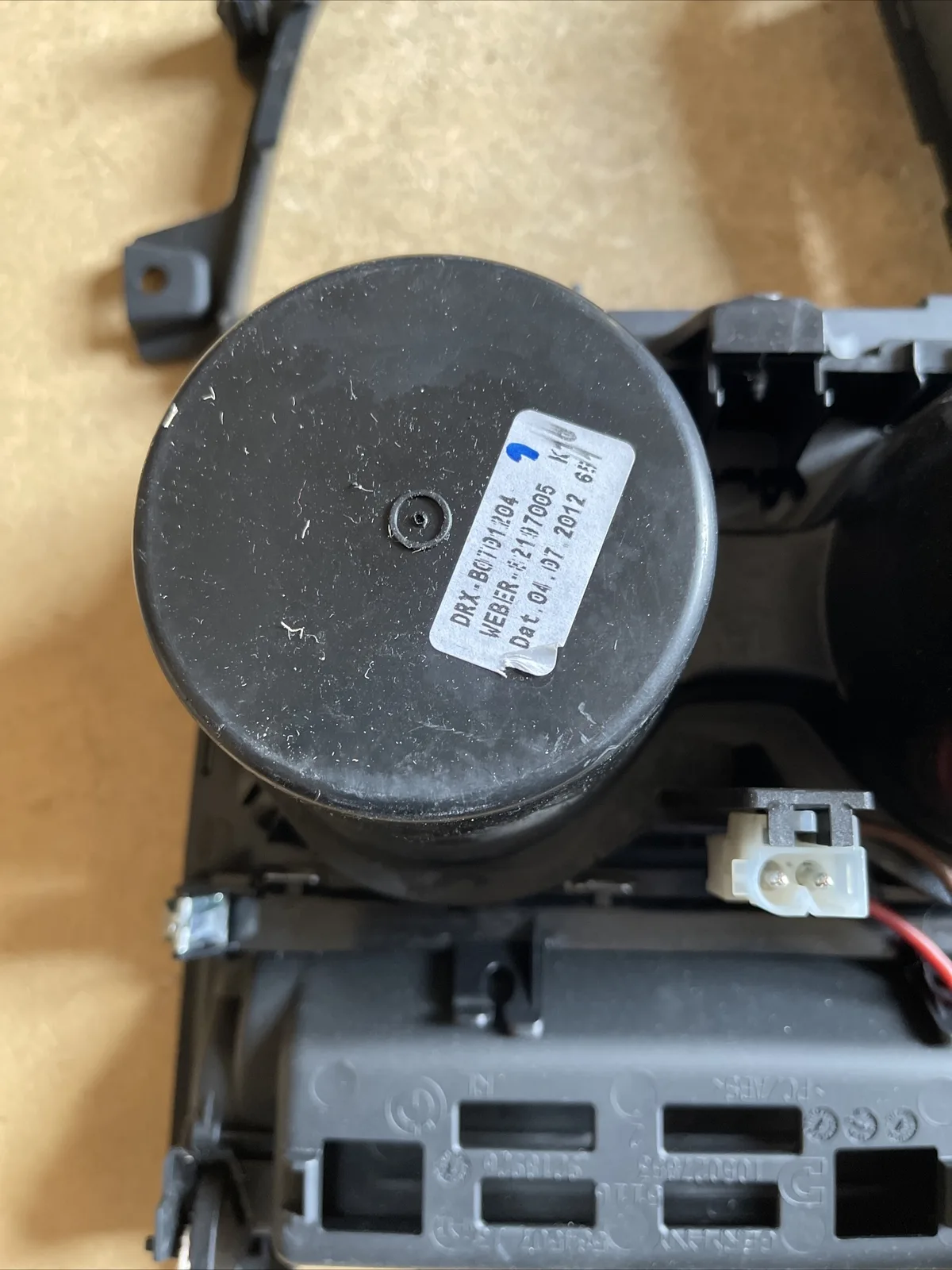 BMW 3 SERIES F30 F31 F80 12 16 FRONT CENTRE DOUBLE CUP HOLDER PANEL 105048744 - Image 5