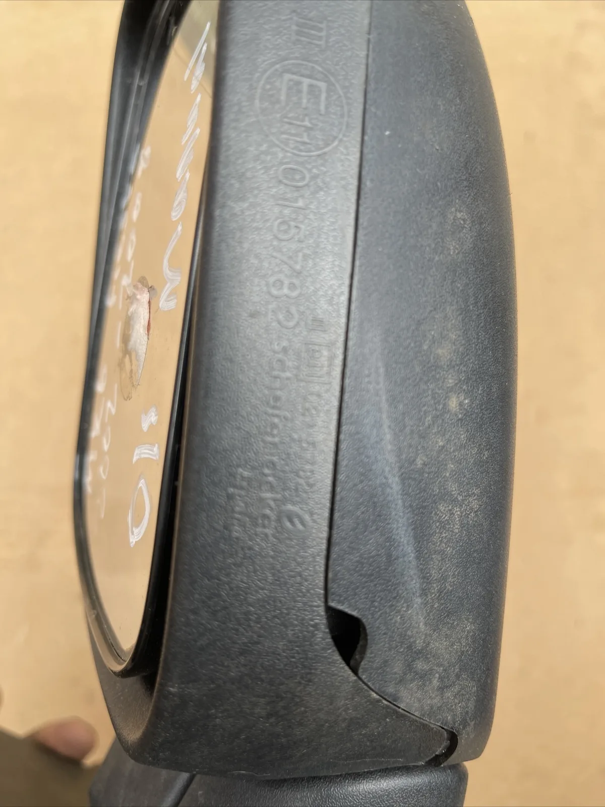 FORD FIESTA 2002-2008 FRONT RIGHT SIDE DRIVER DOOR MANUEL WING MIRROR E11015782 - Image 2