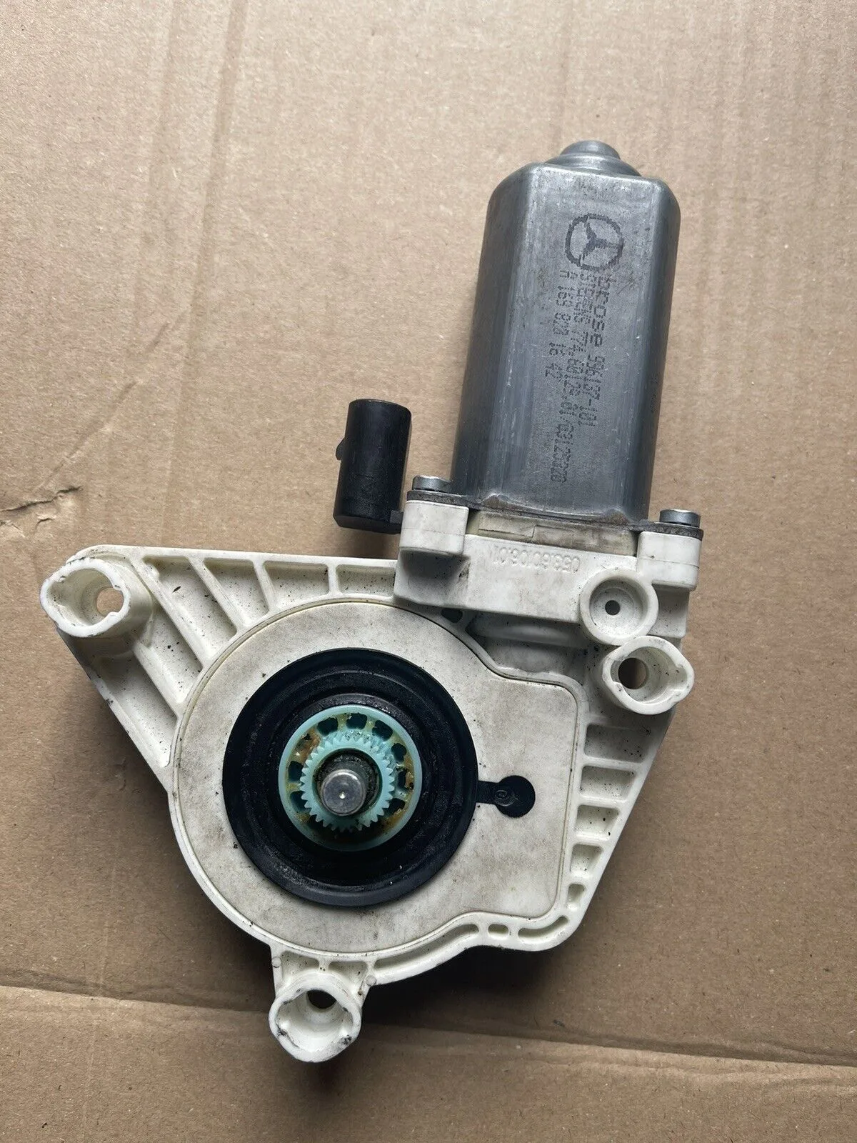 MERCEDES A W169 04-12 FRONT RIGHT DRIVER SIDE WINDOW MOTOR REGULATOR A1698281642 - Image 2