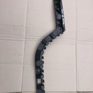 Å KODA SUPERB II T3 2008-2015 REAR DRIVER SIDE BUMPER MOUNT BRACKET 3T5807394A