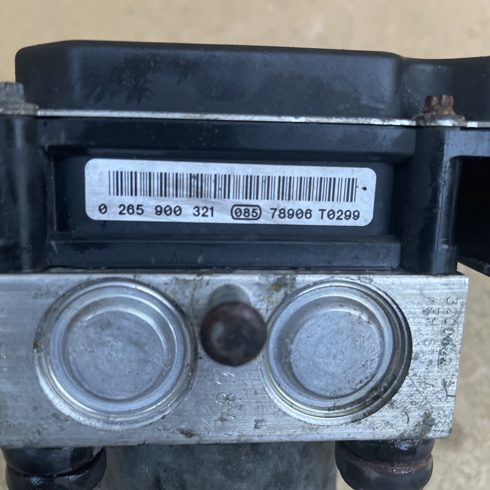 ALFA ROMEO 147 2001-2010 ABS PUMP CONTROL MODULE UNIT 0265900321 0265233335 - Image 2