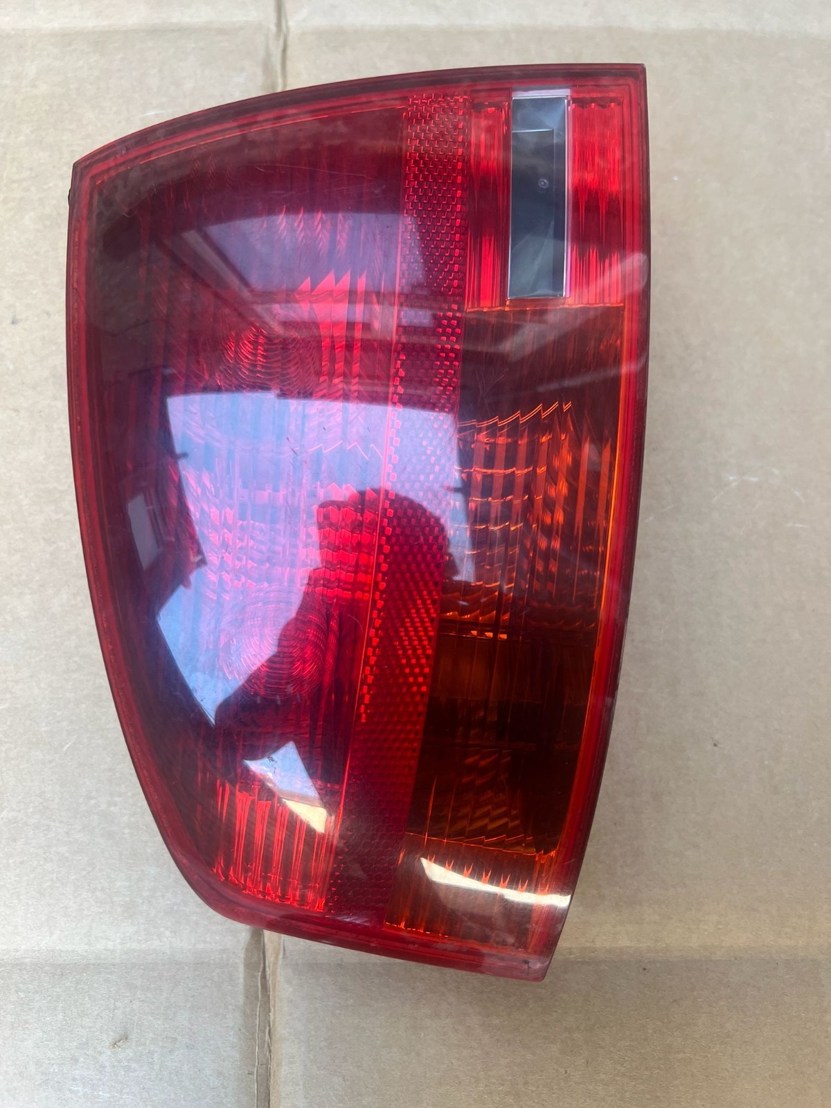 AUDI A4 2006 LEFT PASSENGER SIDE REAR TAIL LIGHT 96503701 L965069 965083 - Image 3