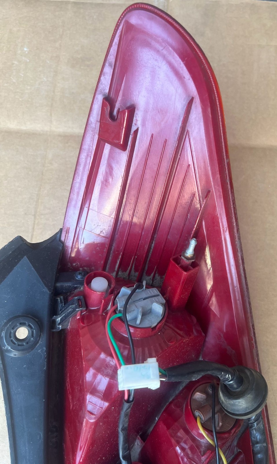 HYUNDAI I20 2009 LEFT PASSENGER SIDE TAIL LIGHT 924011J000 - Image 5