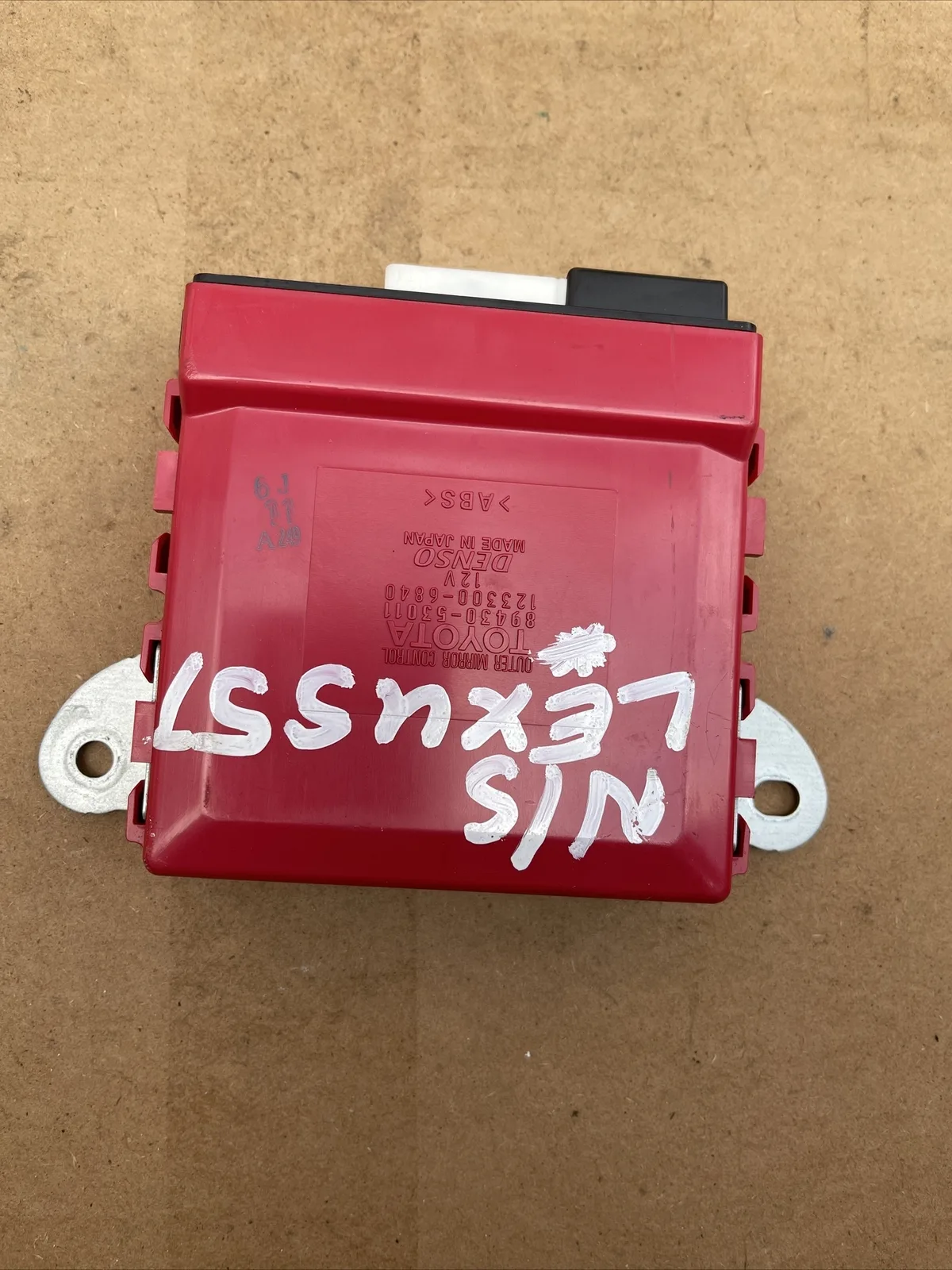 LEXUS IS 2005-2013 LEFT WING MIRROR ELECTRIC CONTROL MODULE 89430-53011 - Image 4