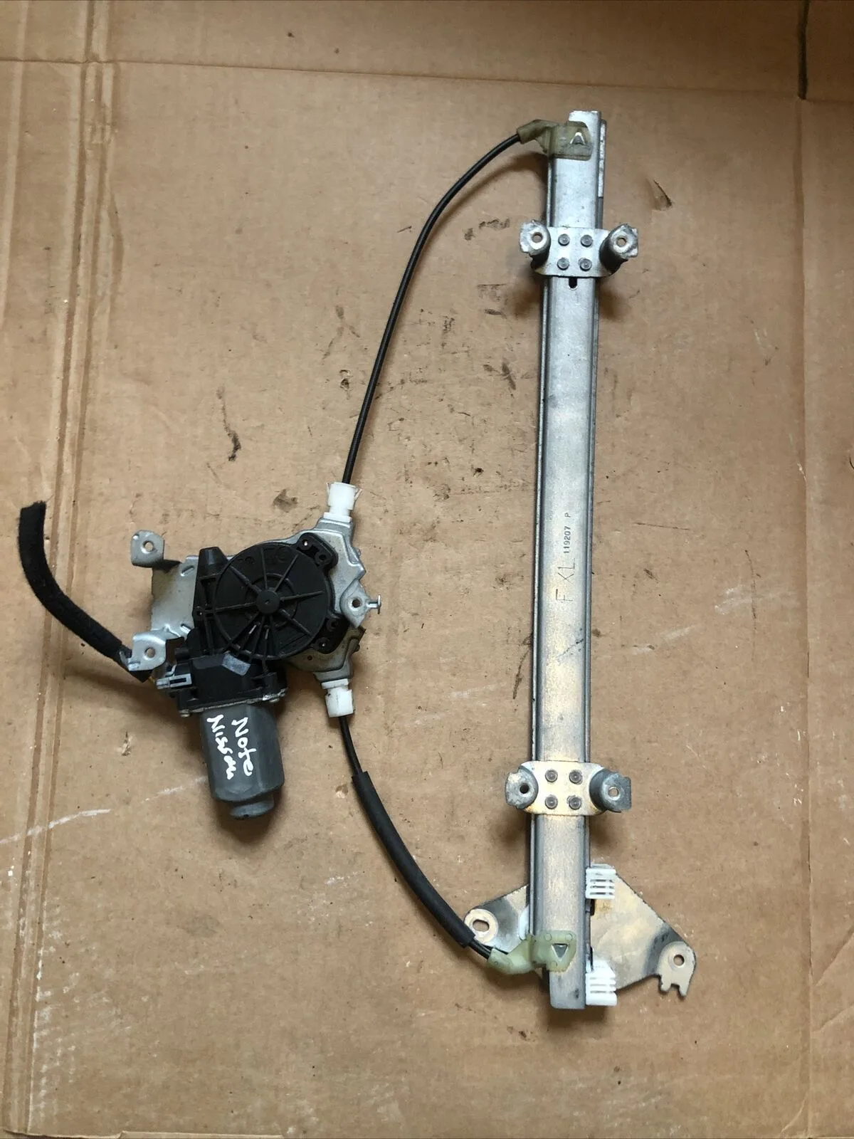 NISSAN NOTE 2006-2014 LEFT PASSENGER SIDE FRONT WINDOW REGULATOR 400927B - Image 7