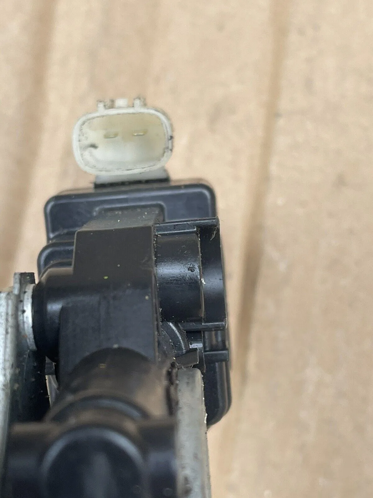Suzuki Swift Vitara Rear door window regulator with motor 8356061M00 2621005670 - Image 5