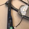 VOLKSWAGEN GOLF V FRONT PASSENGER SIDE WINDOW LIFTING MECHANISM MOTOR 1K4837461 - Image 4