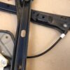 VOLKSWAGEN GOLF V FRONT PASSENGER SIDE WINDOW LIFTING MECHANISM MOTOR 1K4837461 - Image 8