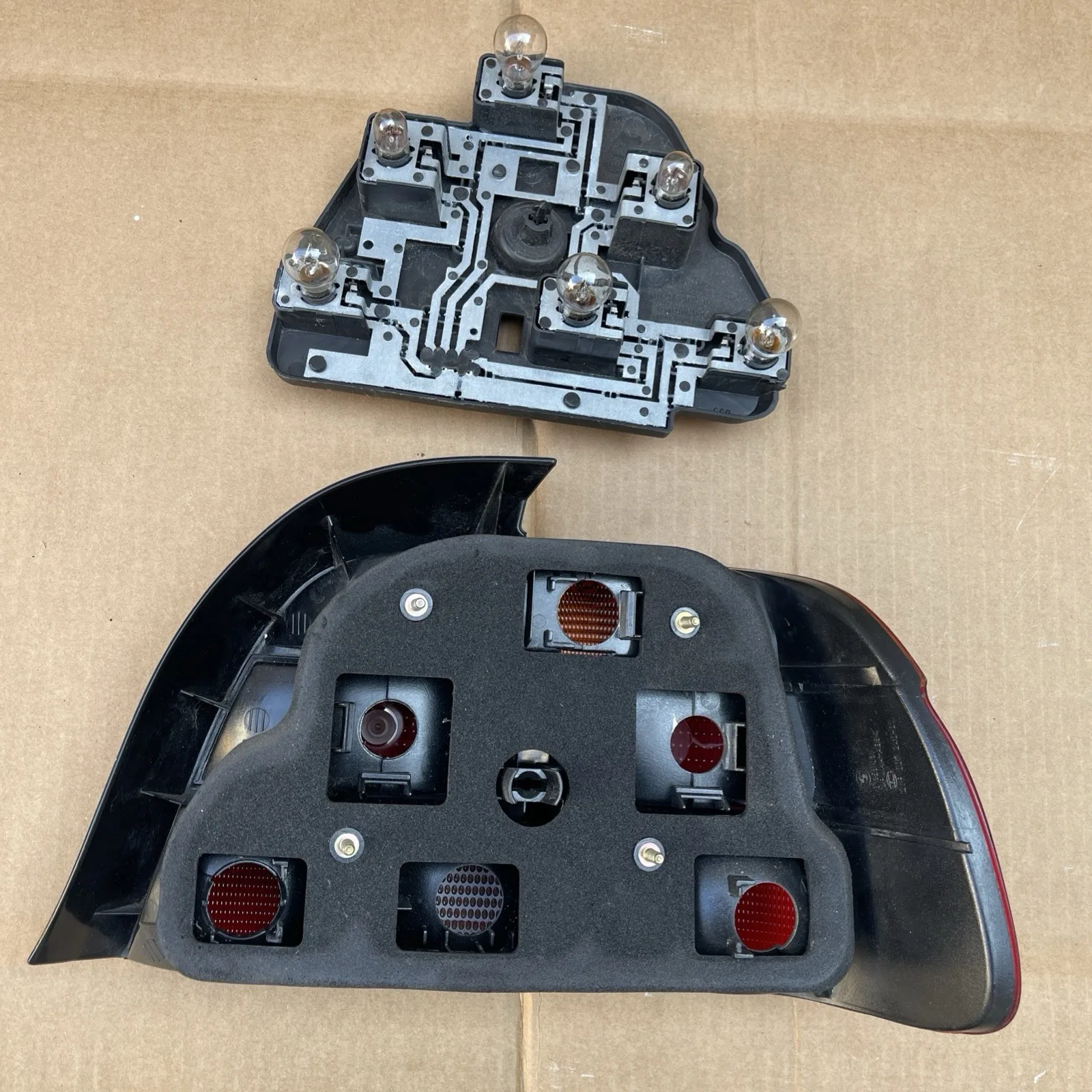 BMW 5 SERIES E39 1996 2003 LEFT PASSENGER SIDE REAR TAIL LIGHTS 14603300 - Image 7