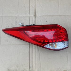 HYUNDAI I40 2011-2015 LEFT PASSENGER SIDE REAR TAIL LIGHTS 924013Z0 924013Z000