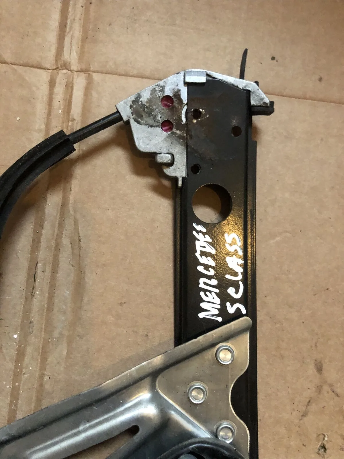 MERCEDES W220 S-CLASS 99-05 NEAR SIDE REAR WINDOW MOTOR & REGULATOR A2207300346 - Image 4