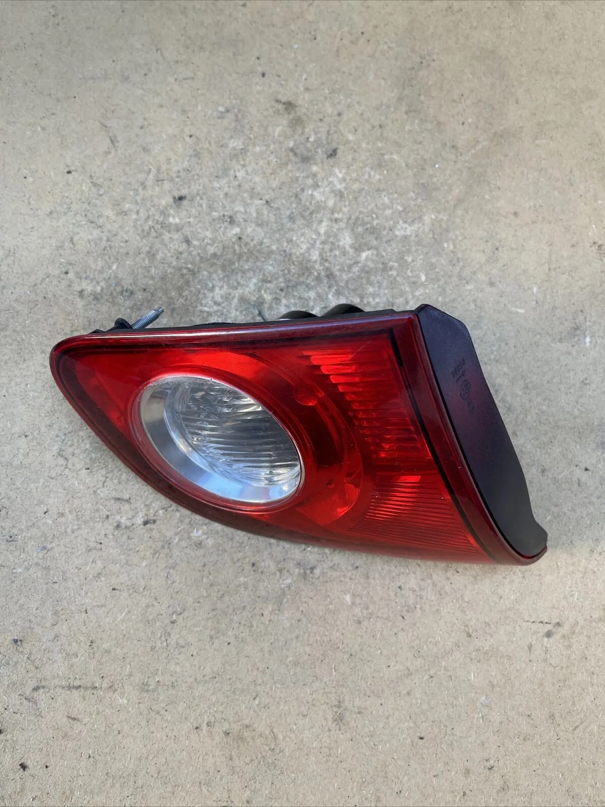 NISSAN QASHQAI 07-13 LEFT PASSENGER SIDE REAR TAIL LIGHT 89071063 26555JD800 - Image 2