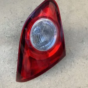 NISSAN QASHQAI 07-13 LEFT PASSENGER SIDE REAR TAIL LIGHT 89071063 26555JD800