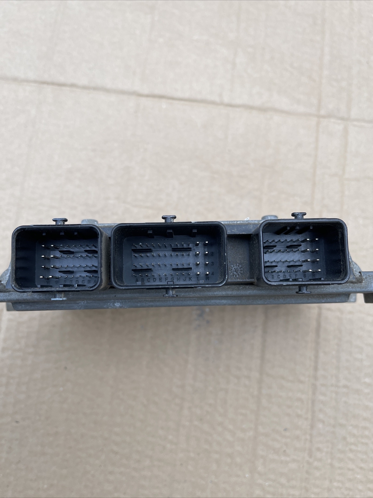 FORD FIESTA MK7 2008-2017 ENGINE CONTROL MODULE UNIT 8V2112A650ADA S180047025 - Image 3