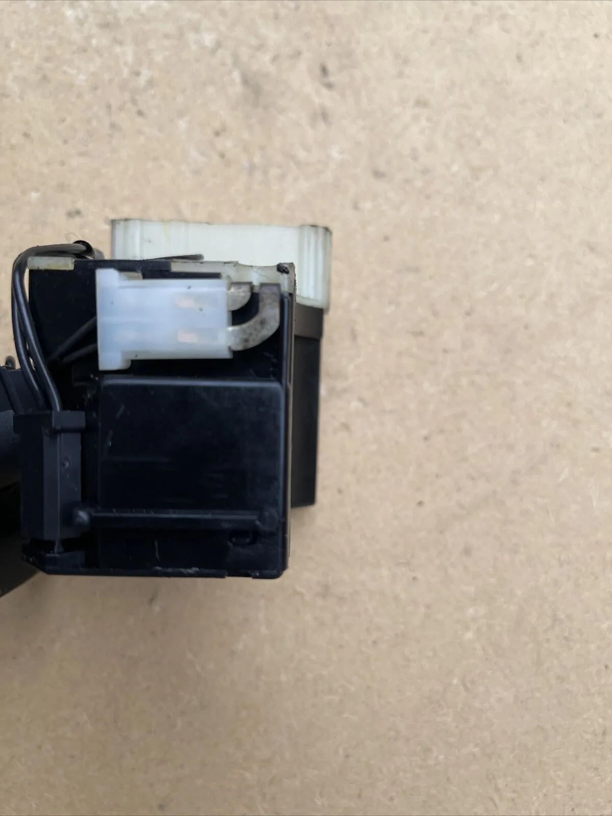 GENUINE RENAULT MEGANE I SWITCHES TALK WIPER KNOBS SHIFTS 37001A - Image 9