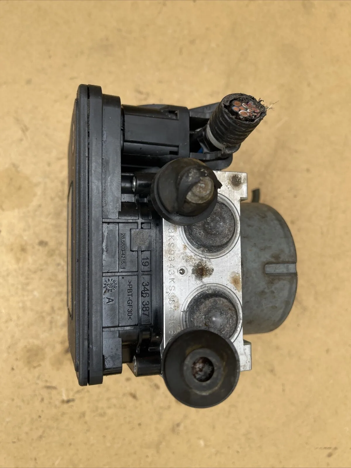 MITSUBISHI OUTLANDER MK3 2012 2015 ABS PUMP CONTROL MODULE UNIT 4670A990 - Image 6