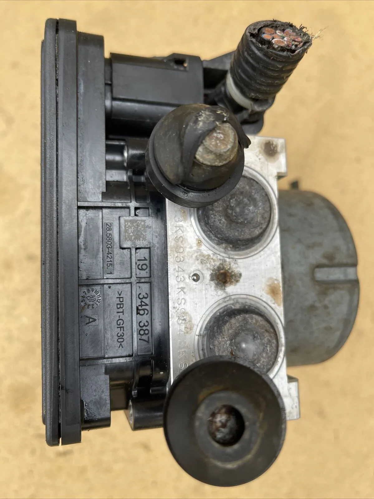 MITSUBISHI OUTLANDER MK3 2012 2015 ABS PUMP CONTROL MODULE UNIT 4670A990 - Image 7