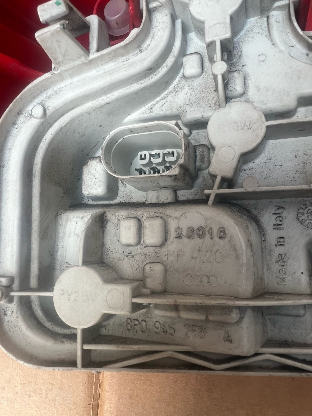 AUDI A3 (8P) 2003-2012 RIGHT DRIVER SIDE REAR TAIL LIGHTS 8P0945096A - Image 5
