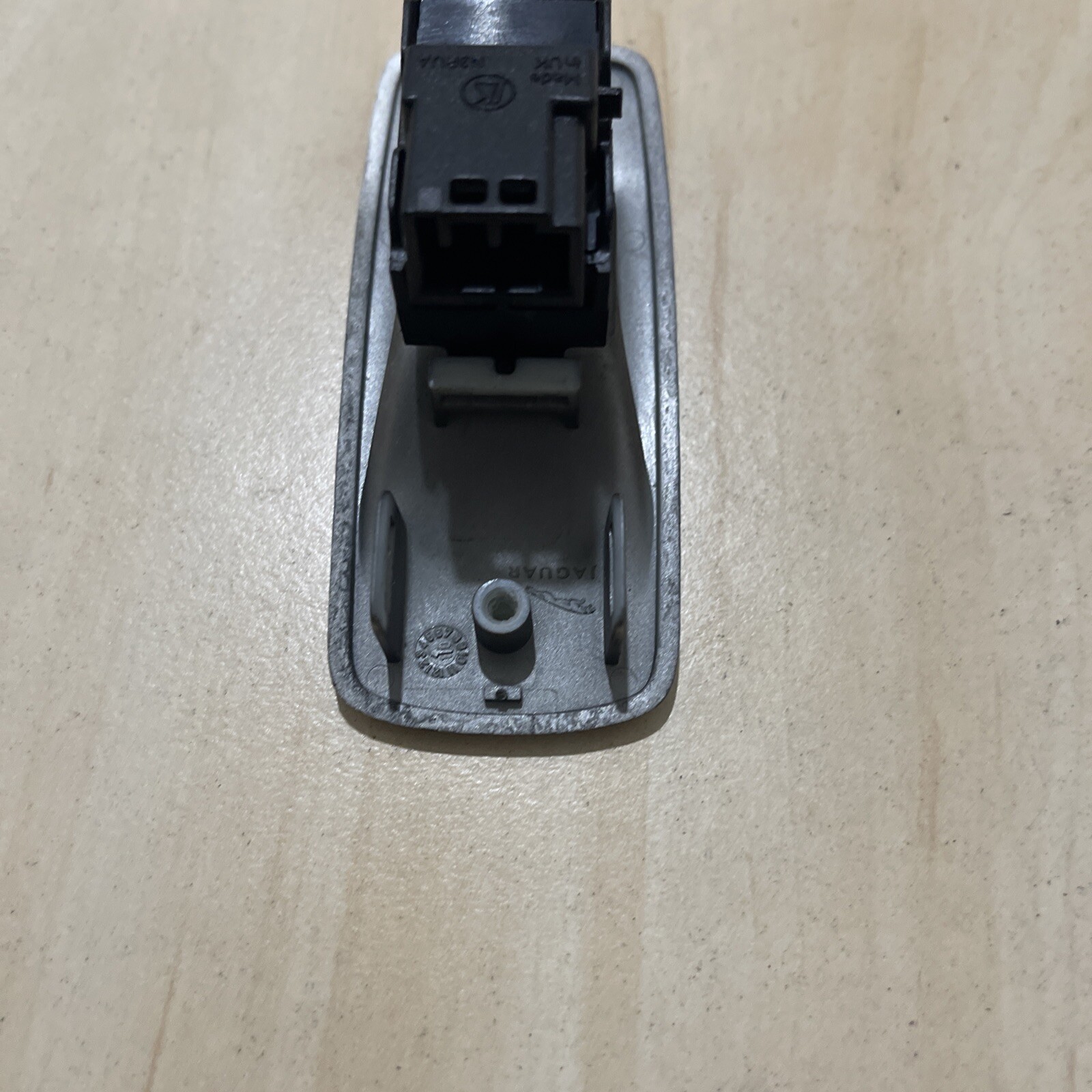 JAGUAR XF 07-15 REAR LEFT OR RIGHT ELECTRIC WINDOW CONTROL SWITCH 8X2314717AB - Image 6