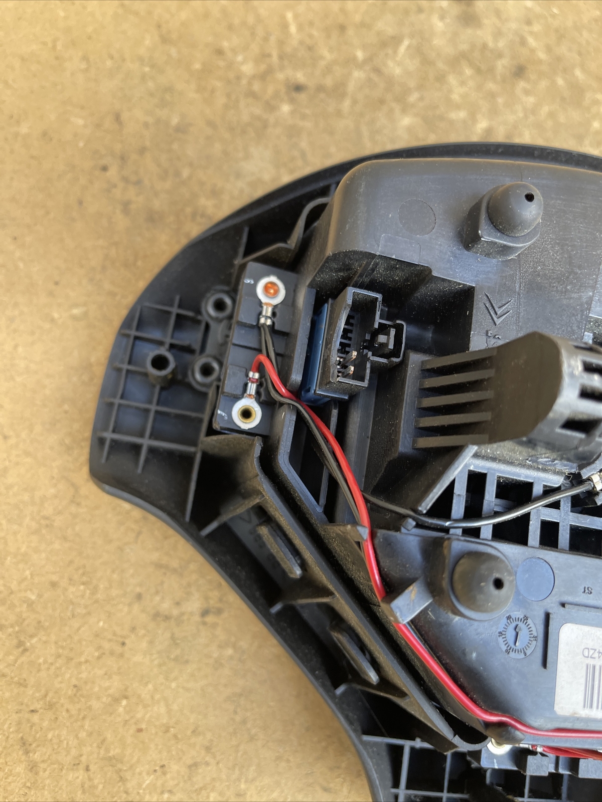 PEUGEOT 308 2007-2014 STEERING WHEEL DRIVER AIRBAG 96810154ZD - Image 6