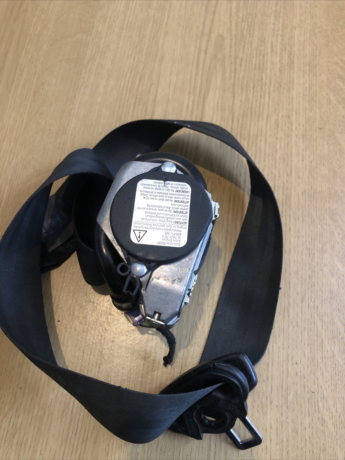 SKODA OCTAVIA MK2 2004-2013 FRONT PASSENGER SIDE SEAT BELT 1Z0857701C - Image 4