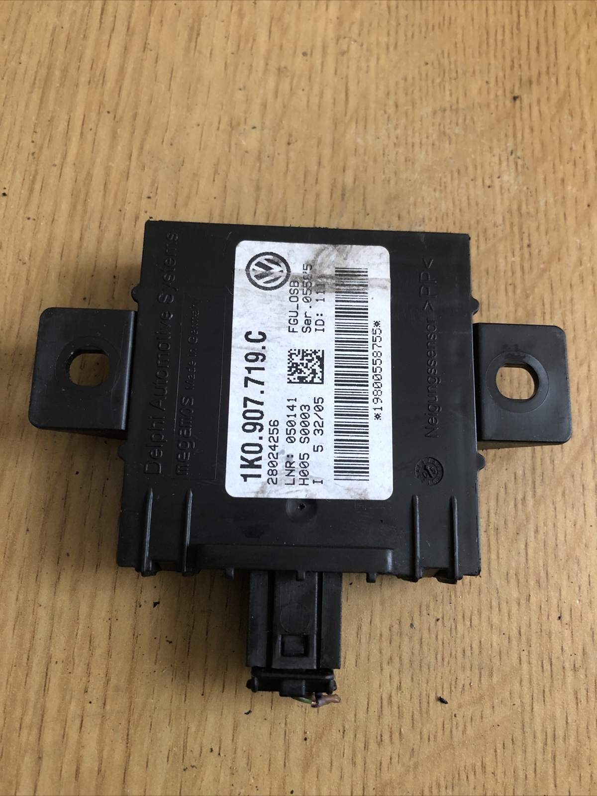 VW GOLF TOUAN JETTA EOS AUDI A3 ANTI THEFT ALARM CONTROL MODULE 1K0907719C