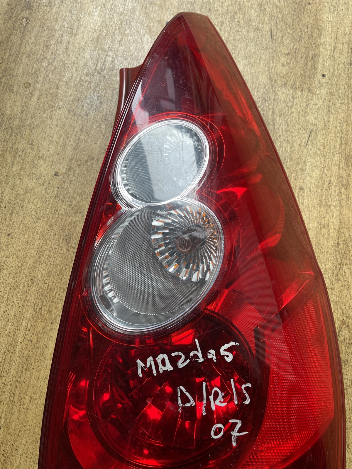 MAZDA 5 2005-2010 RIGHT SIDE DRIVER REAR TAIL LIGHTS C23551150 - Image 3