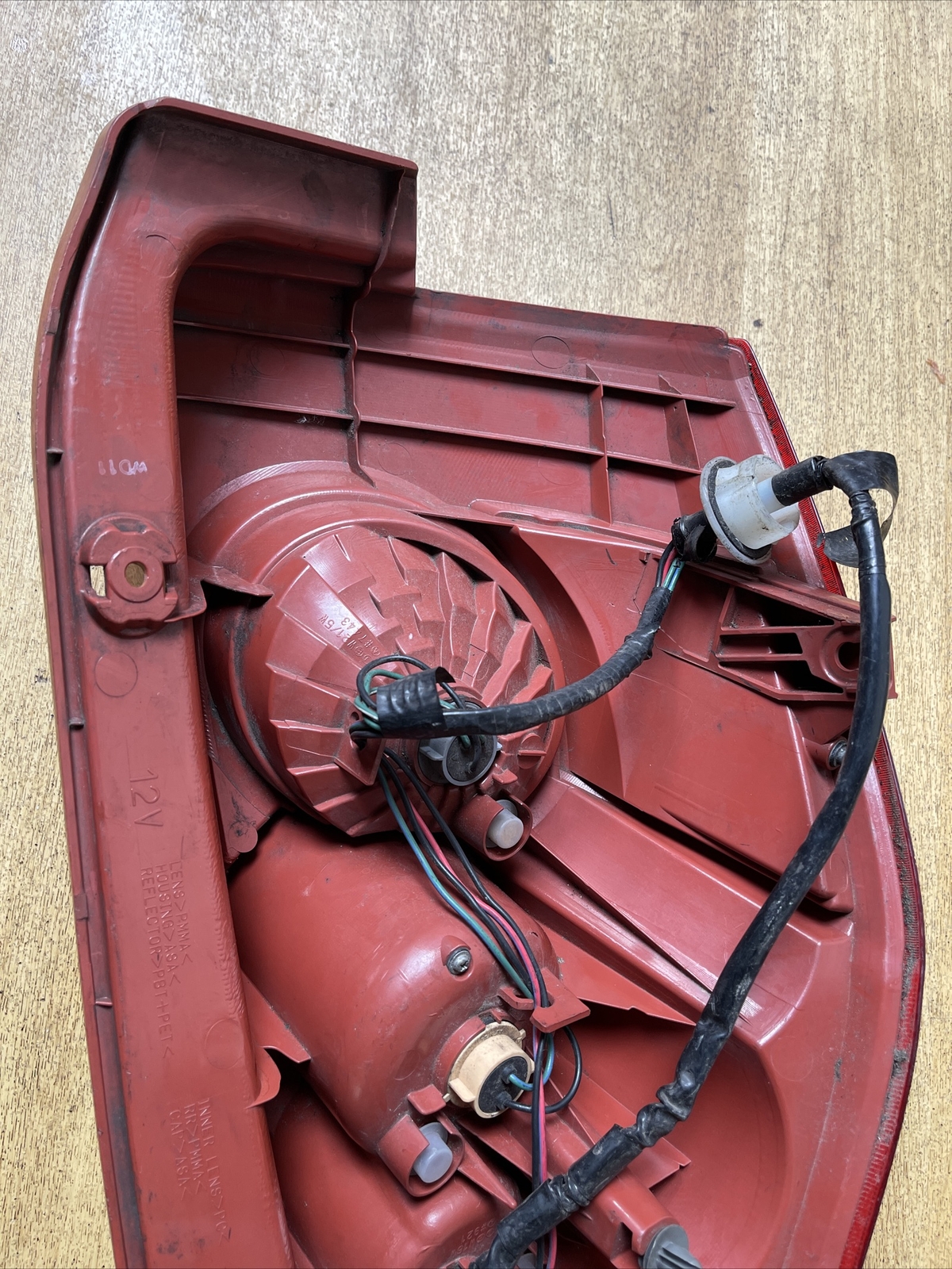 MAZDA 5 2005-2010 RIGHT SIDE DRIVER REAR TAIL LIGHTS C23551150 - Image 8