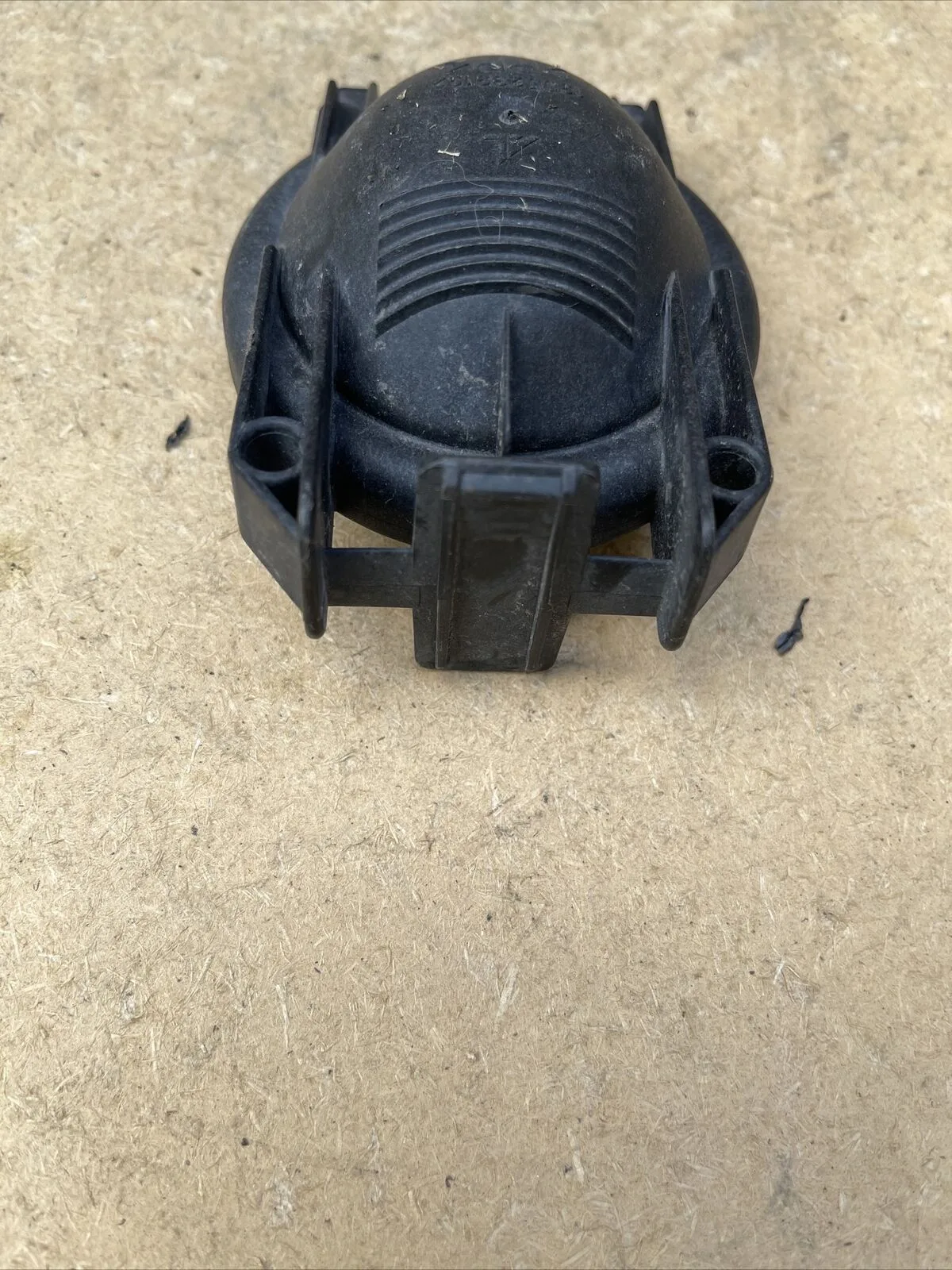 MERCEDES-BENZ A W169 HEADLIGHT HEADLAMP DUST CAP COVER LID 1305239192 - Image 6