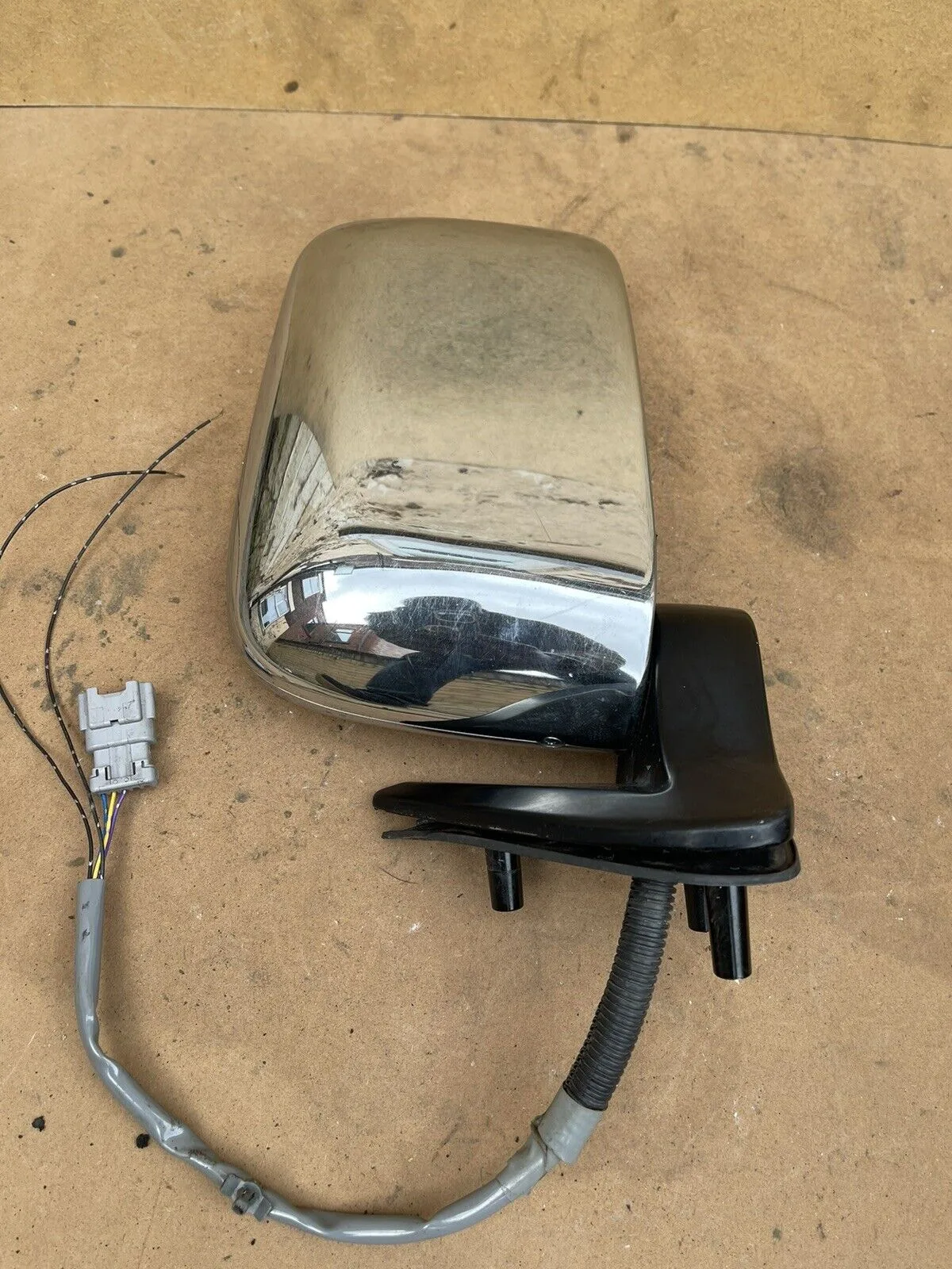 NISSAN NAVARO LEFT PASSENGER SIDE DOOR ELECTRIC WING MIRROR E4012089 - Image 3