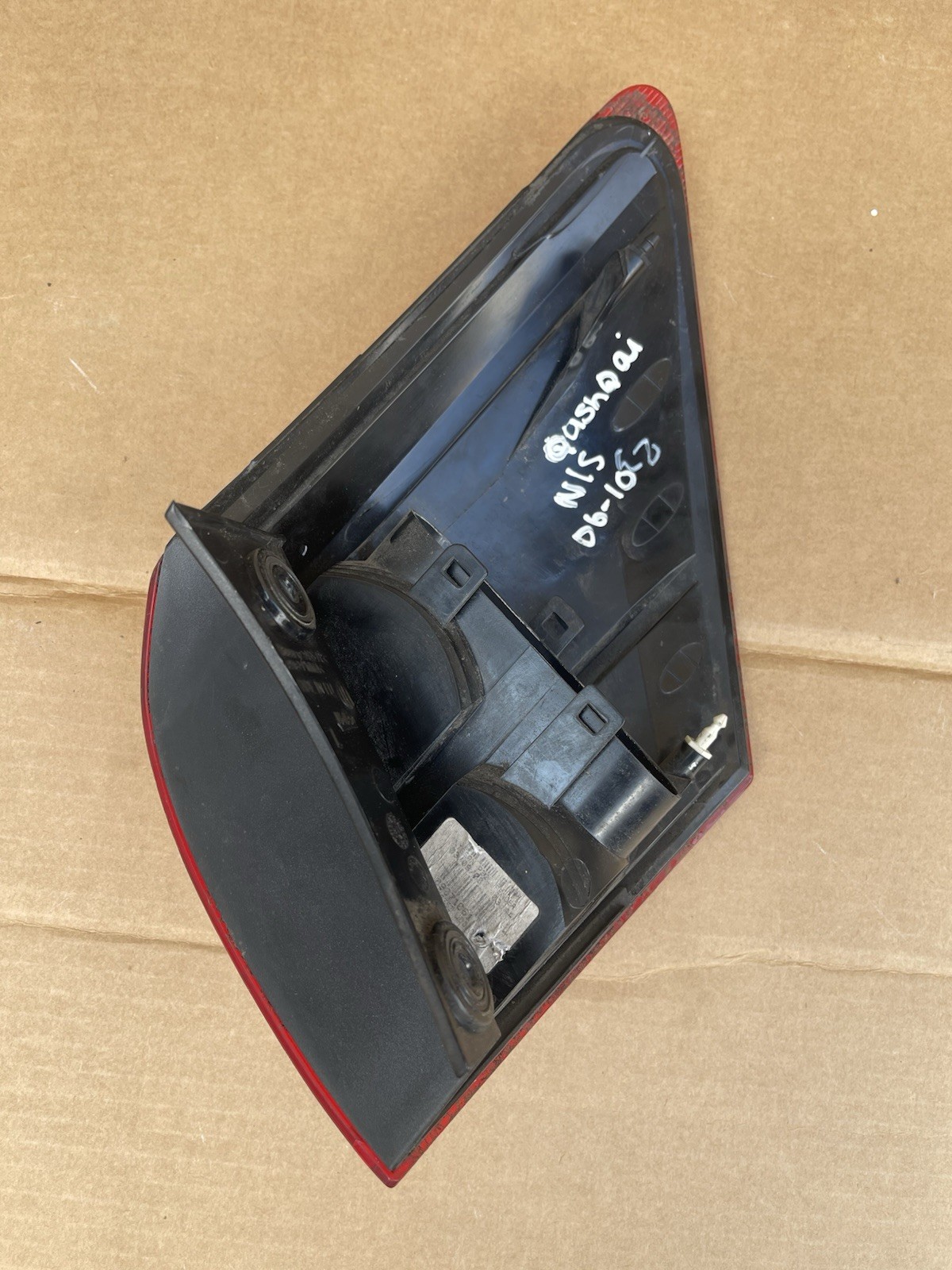 NISSAN QASHQAI / QASHQAI +2 06-10 LEFT PASSENGER SIDE REAR TAIL LIGHTS 89070311 - Image 4