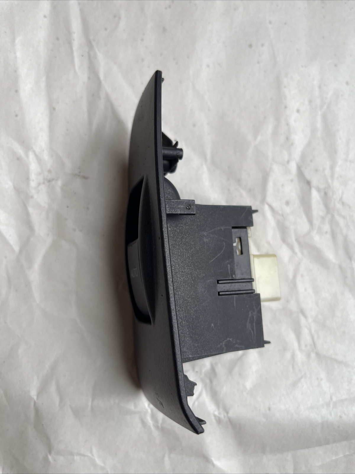 TOYOTA AVENSIS T25 2003-2008 RIGHT SIDE REAR WINDOW CONTROL SWITCH 7427105020 - Image 2