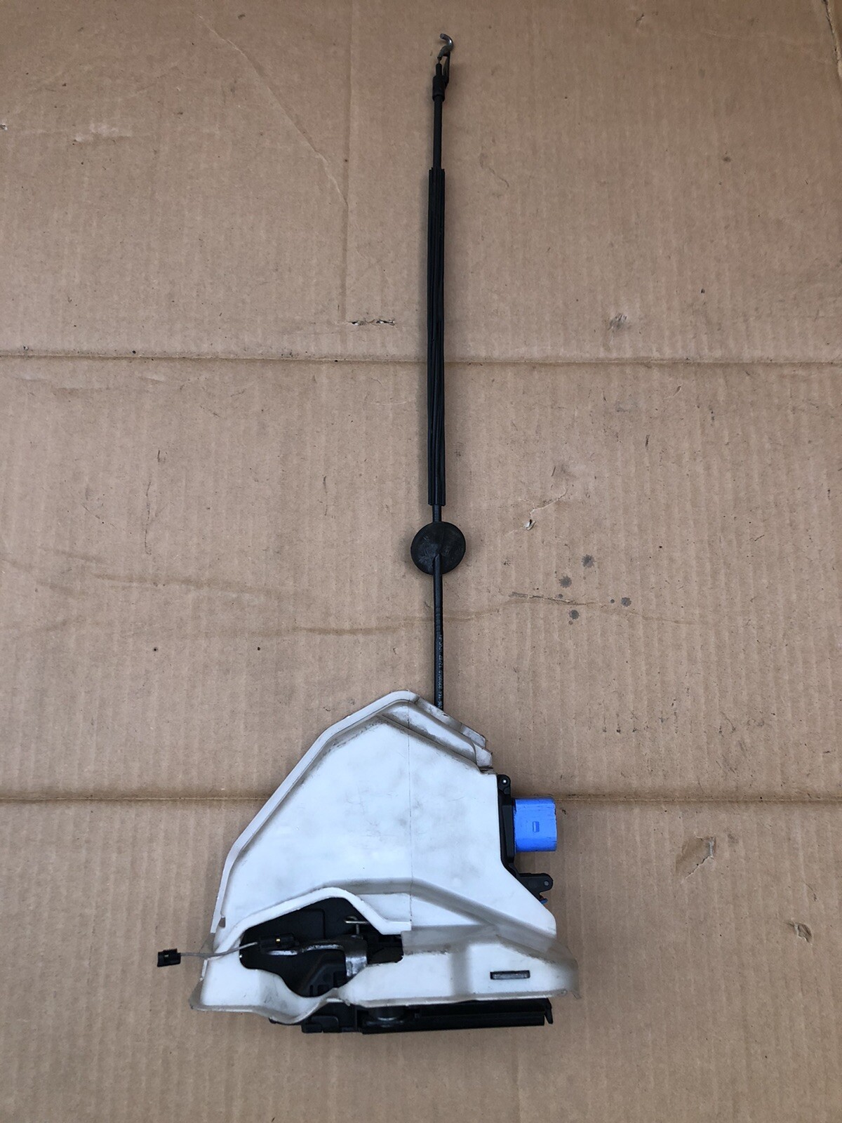 VW VOLKSWAGEN PASSAT B5 FRONT RIGHT SIDE DOOR LOCK MECHANISM 3B4839350