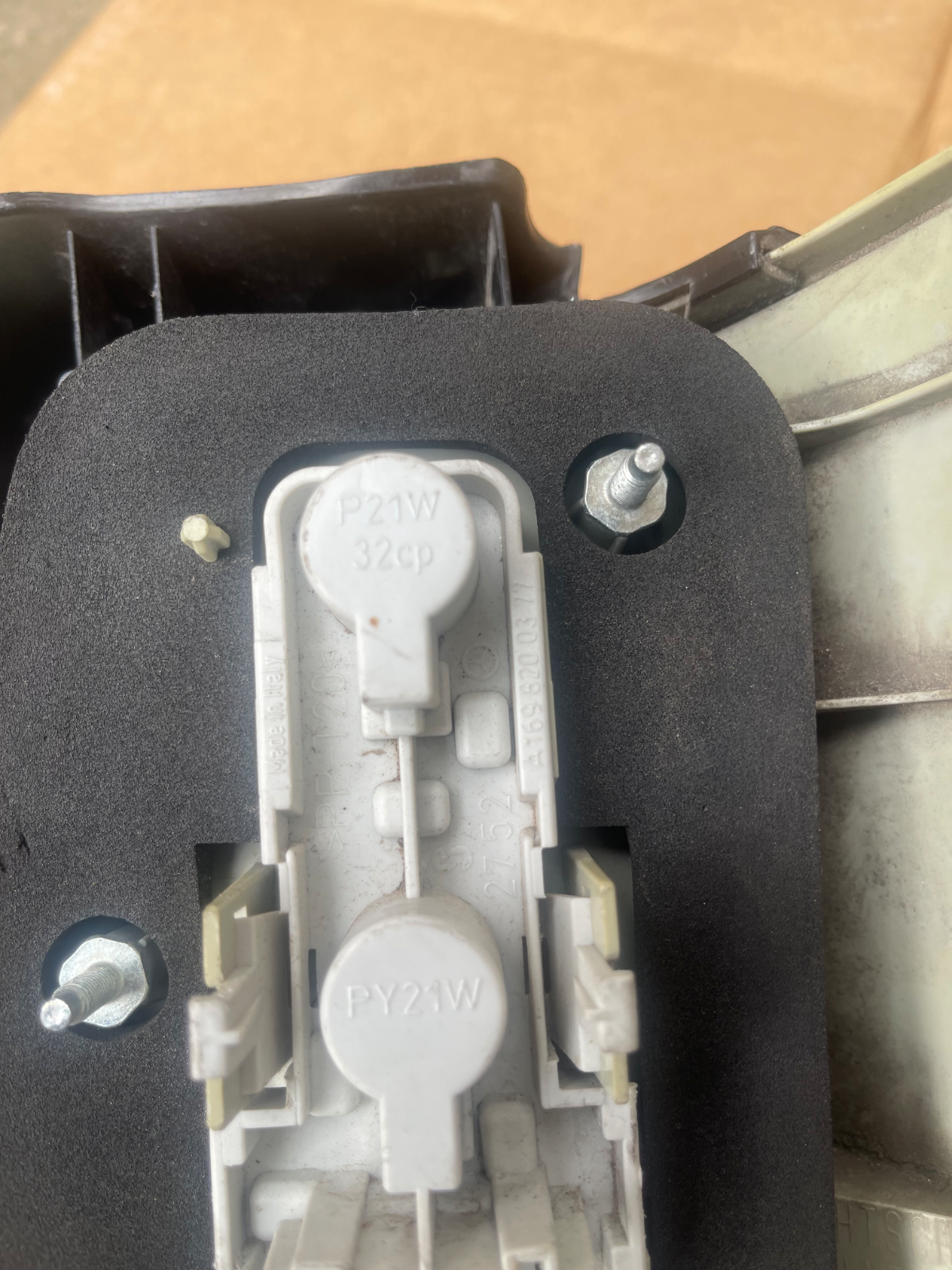 MERCEDES-BENZ B-CLASS W245 LEFT PASSENGERS SIDE TAILLIGHT 1698202564 A1698200377 - Image 6
