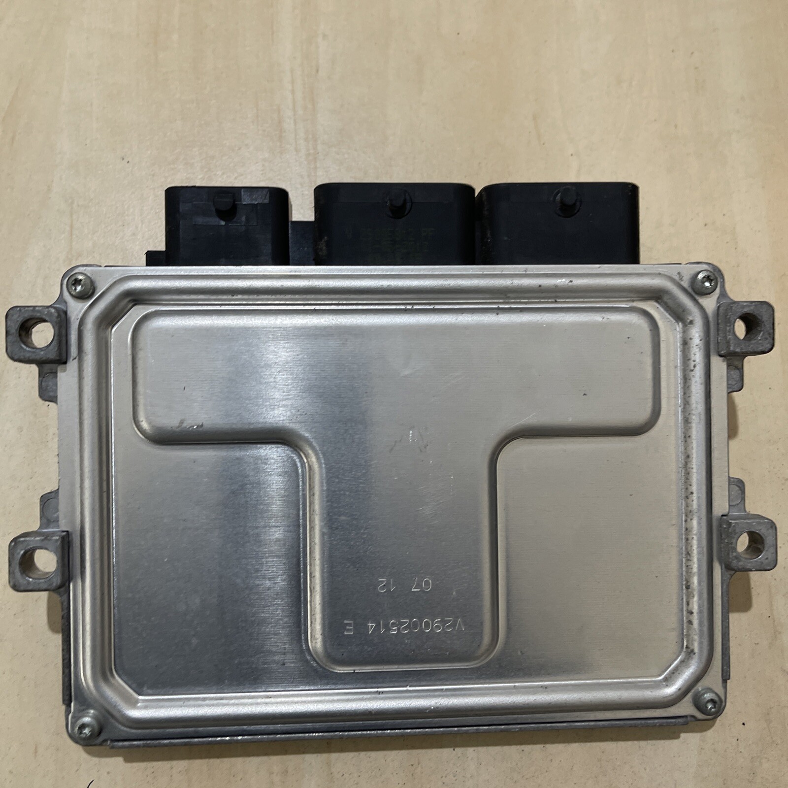 PEUGEOT 208 2012-2019 ENGINE CONTROL UNIT MODULE 9805353080 V29032215A - Image 3
