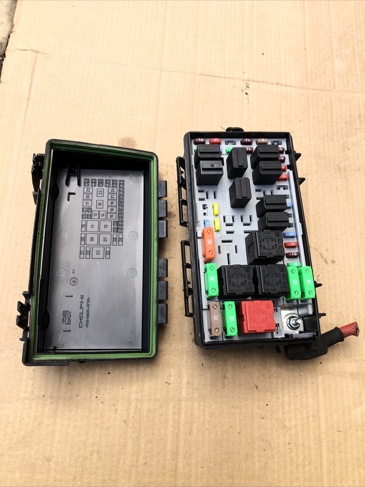 VAUXHALL OPEL CORSA D 2006 2014 FUSE RELAY BOX BODY MODULE 13217392 - Image 5