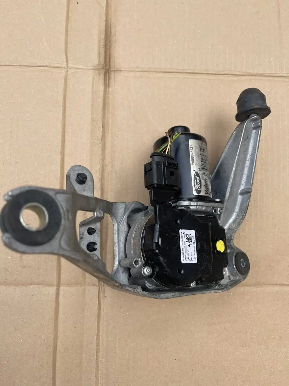FORD B-MAX 2012-2024 DRIVER SIDE FRONT WIPER MOTOR WITH LINKAGE AV1117504BE - Image 2