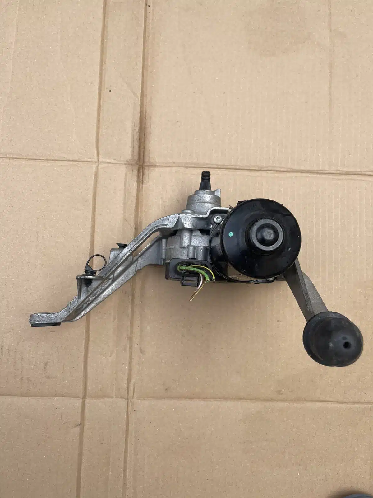 FORD B-MAX 2012-2024 DRIVER SIDE FRONT WIPER MOTOR WITH LINKAGE AV1117504BE - Image 9