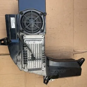 SEAT EXEO MK1 3R 2009-2013 BOSE SUBWOOFER / AMPLIFIER BASS SPEAKER 3R0035382A