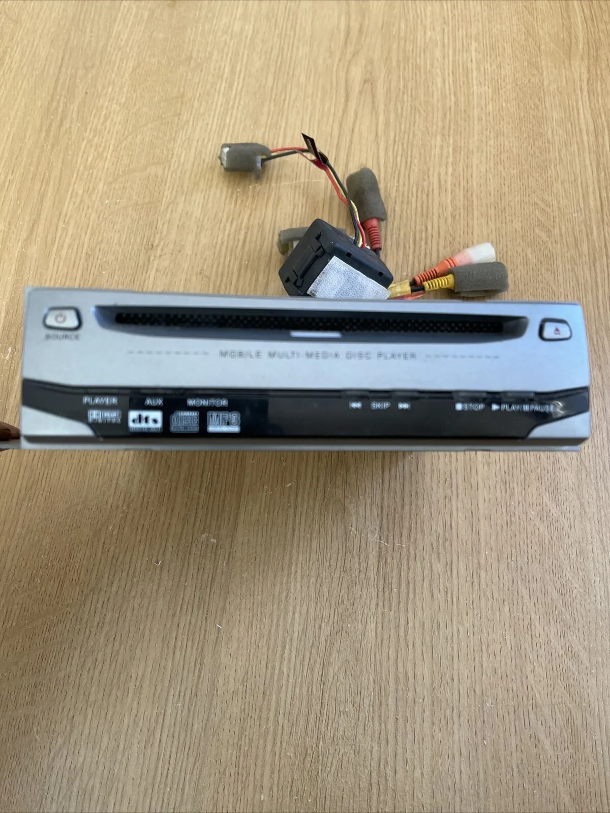 TOYOTA AVENSIS COROLLA VERSO AR10 MOBILE MULTI MEDIA DISC PLAYER PZ4620037000 - Image 3