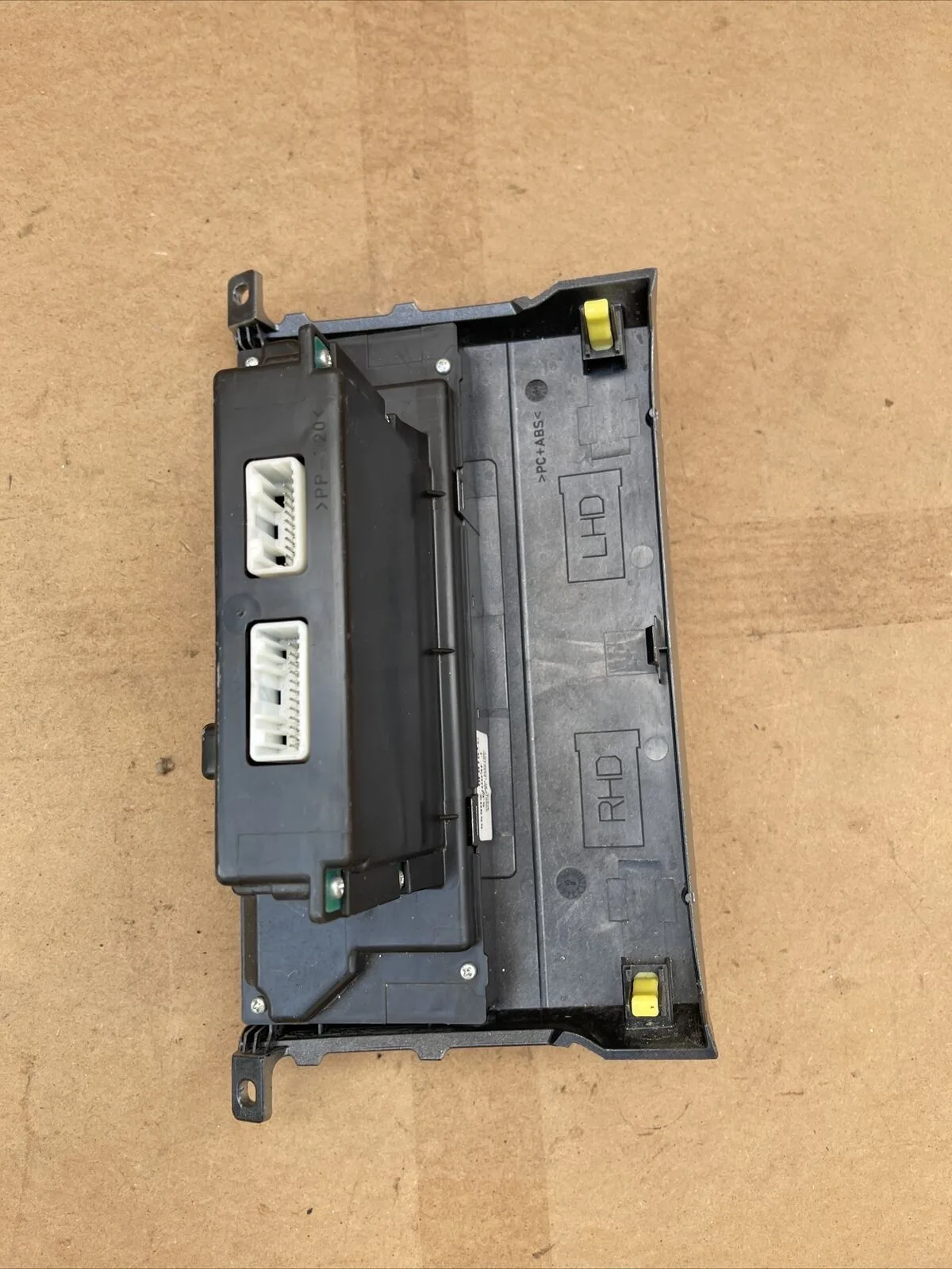 TOYOTA COROLLA VERSO E121 2004 2007 HEATER CLIMATE CONTROL UNIT 559000F030 - Image 7