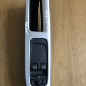 Volvo C30 2006-2012 Front Driver Side Right Window control Switches 8663815