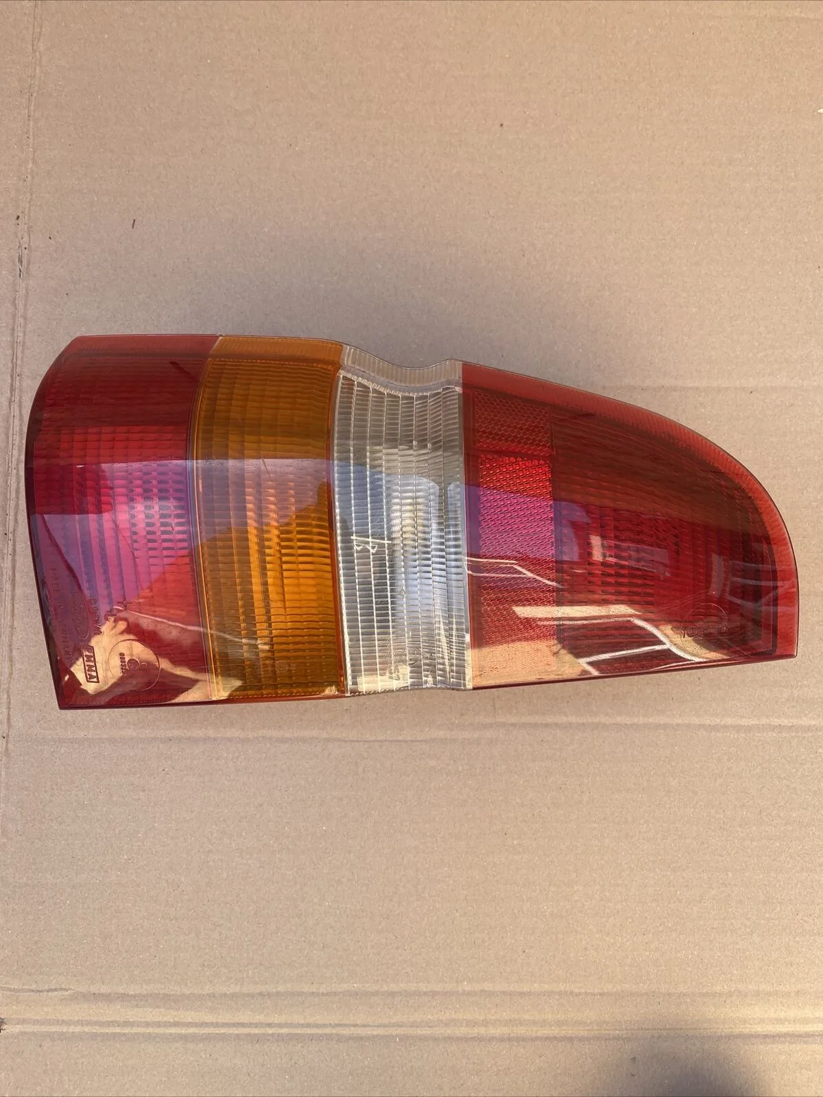 FORD ESCORT 1995-2004 LEFT PASSENGER SIDE TAILGATE REAR TAIL LIGHTS 91AG13A603 - Image 4