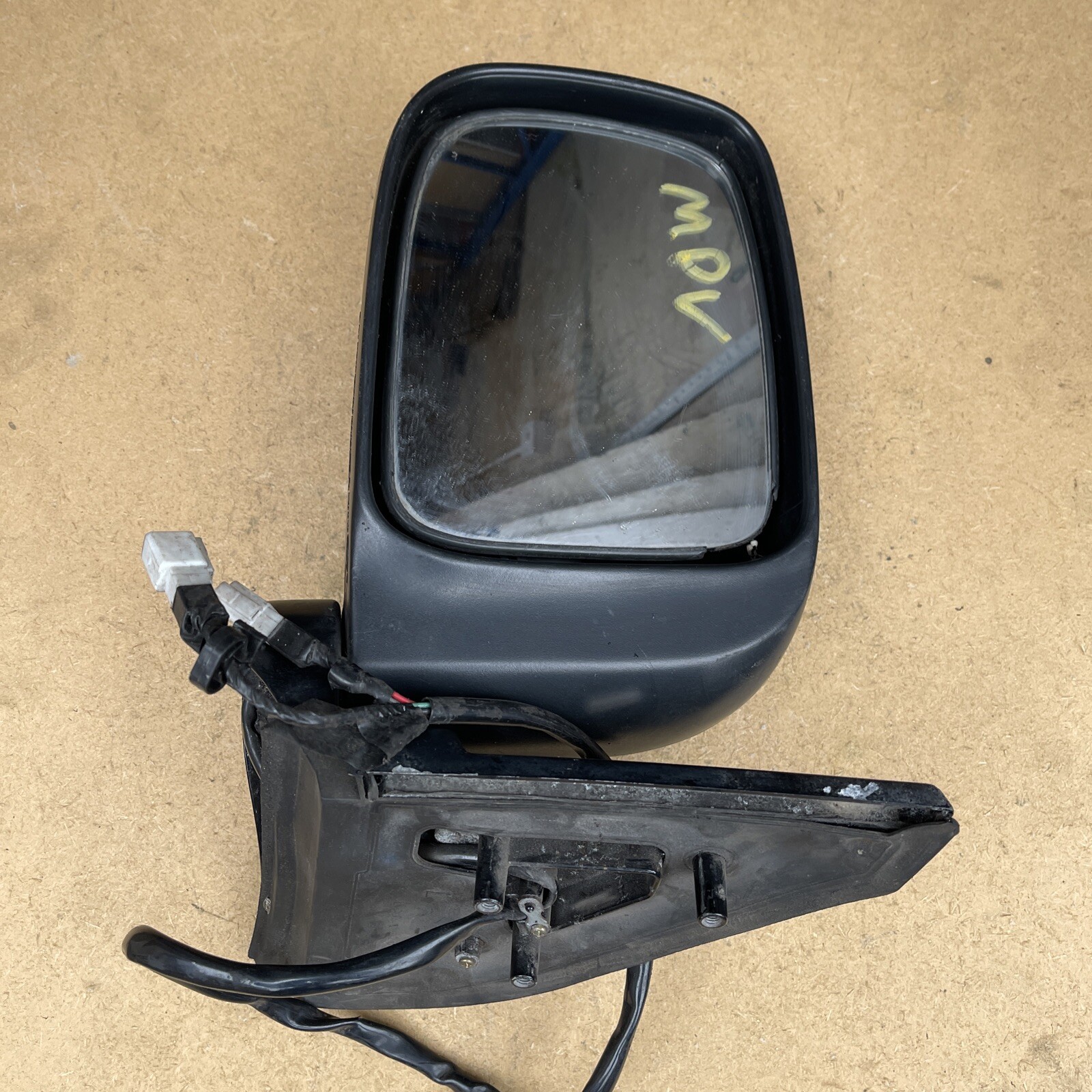 NISSAN VANETTE 95-05 FRONT PASSENGER SIDE DOOR ELECTRIC WING MIRROR E13015011 - Image 4