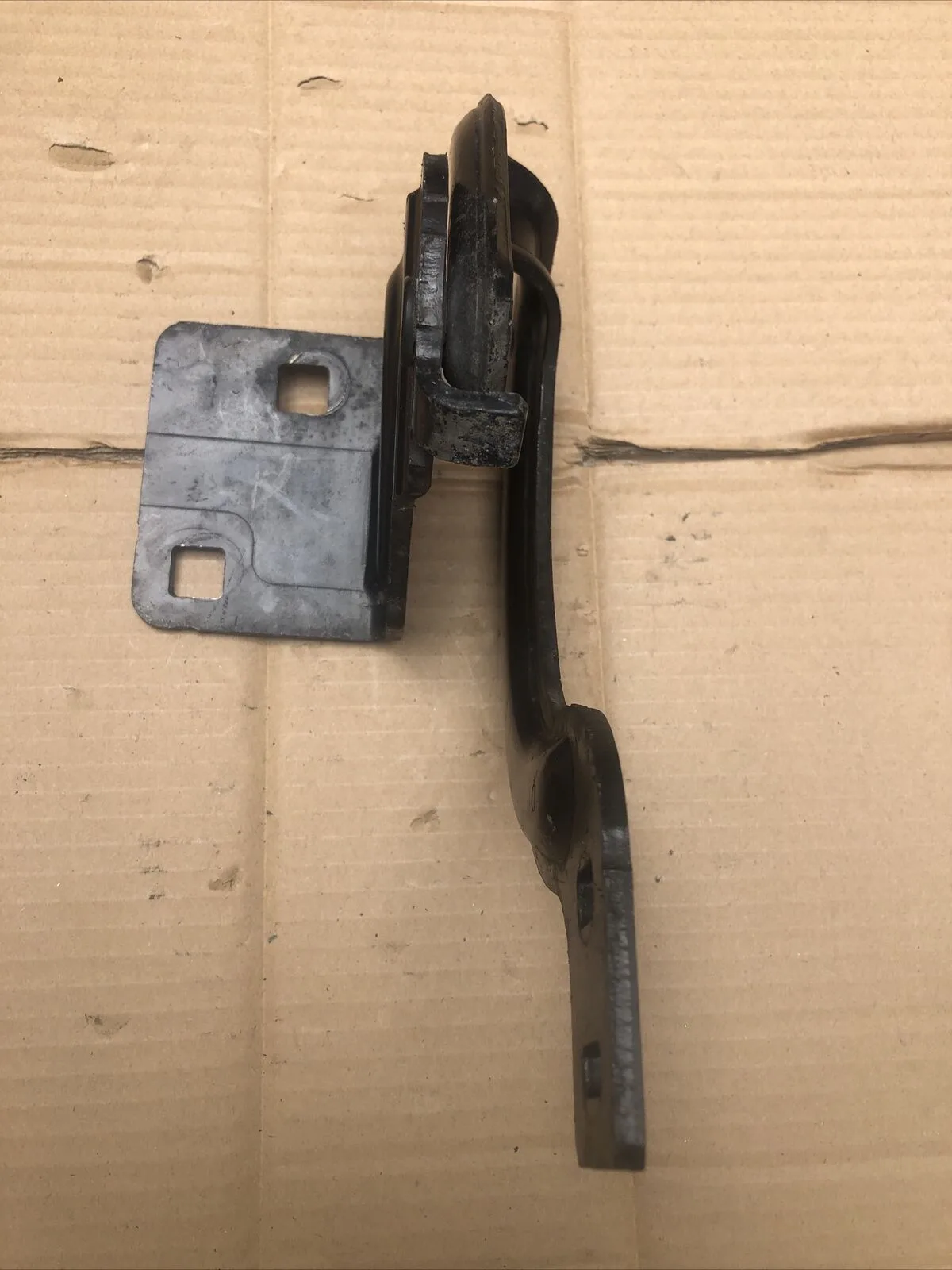 PEUGEOT 3008 MK1 Right Side Tailgate Bootlid Hinge GENUINE OEM 9683213680D - Image 2