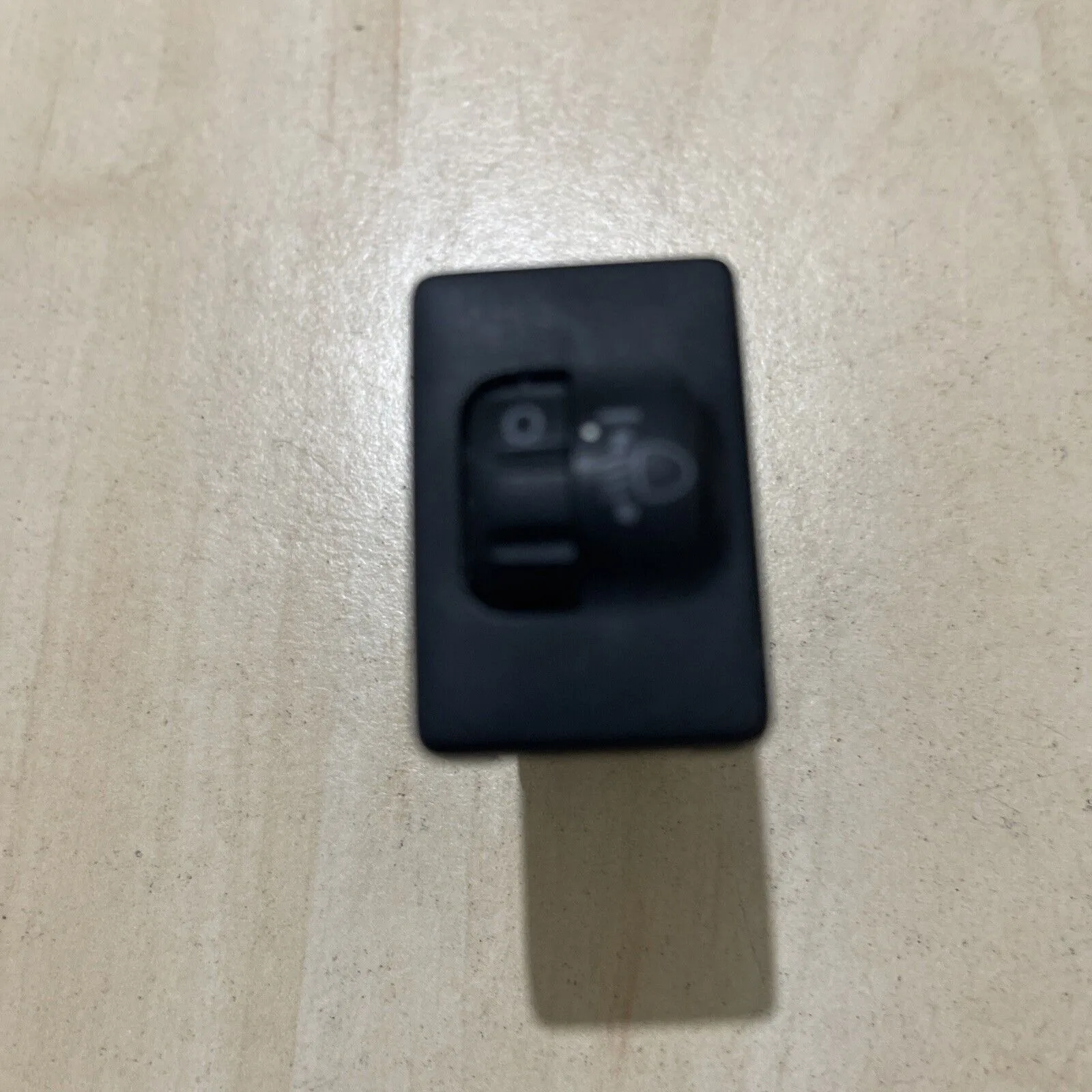 TOYOTA AVENSIS VERSO PRIUS HEADLIGHT SWITCH ADJUSTER 184159 - Image 2