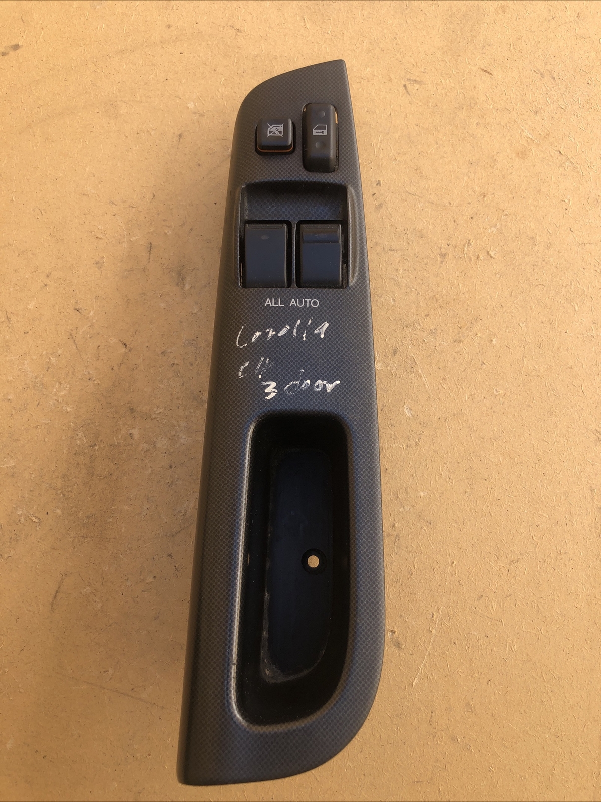TOYOTA COROLLA 3DOOR ELECTRIC WINDOW CONTROL SWITCH 8480202231 54355670