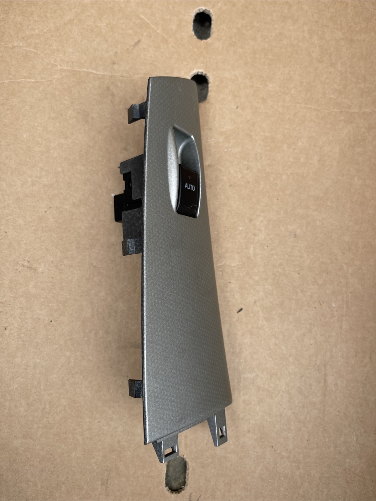 TOYOTA COROLLA LEFT PASSENGER SIDE WINDOW SWITCH 7423202280 54035110 - Image 6