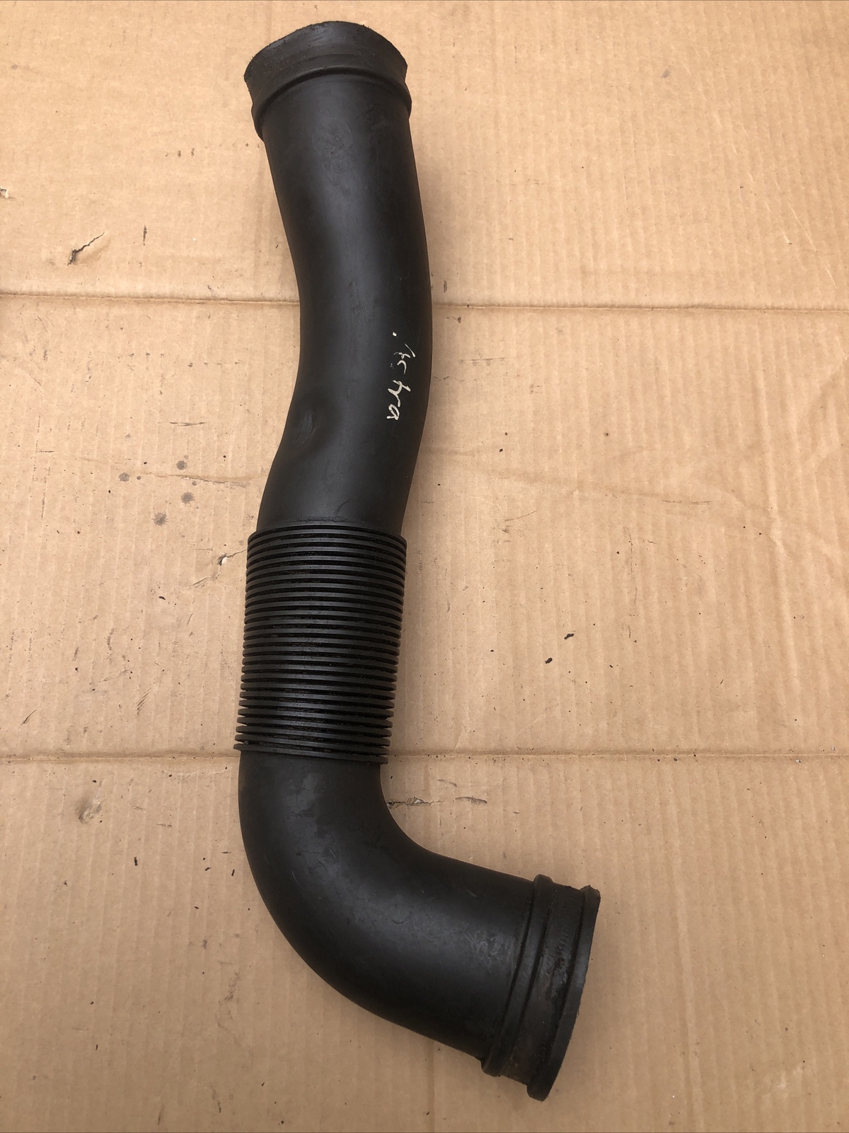 VAUXHALL ASTRA ZAFIRA B 1.7 CDTI AIR FILTER INTAKE HOSE PIPE TUBE 55559548 - Image 2